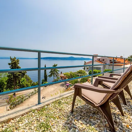 アパート In Obrs Mit Kleiner Terrasse Und Meerblick